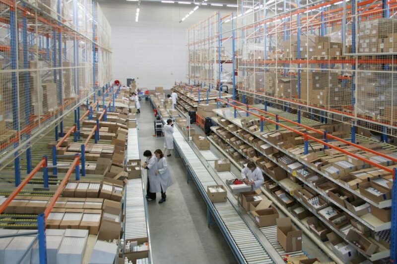 RFID in Warehouse Equipment